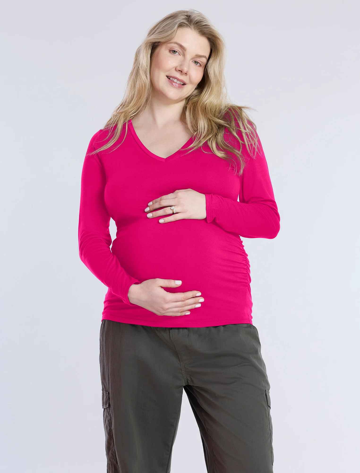 Side Ruched Long Sleeve V-Neck Maternity Tee - Fallshirt